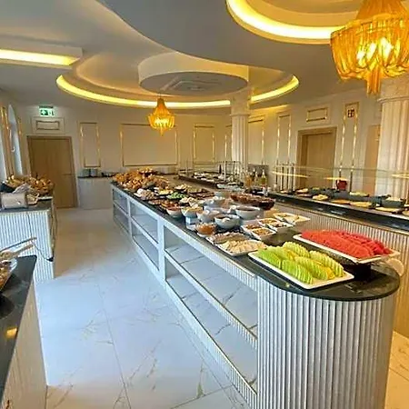 Hotel Babylon Royal 4*